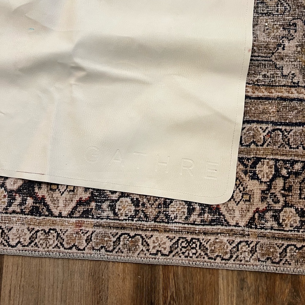 Gathre leather mat